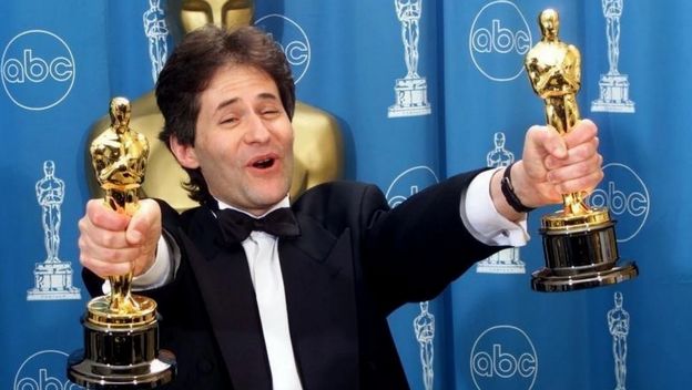 Fallece James Horner en  trágico accidente. El compositor de la música de Titanic y Braveheart.