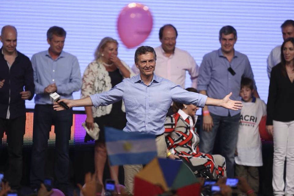 Adiós al Kirchnerismo en Argentina. ¡Triunfa Macri, el líder de la oposición!