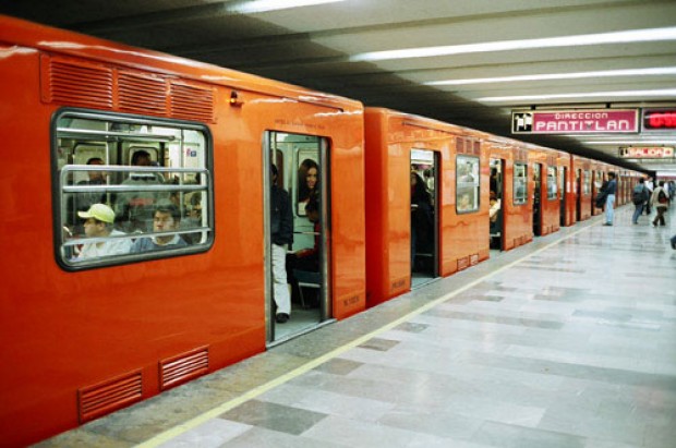 Cerrarán tres estaciones del metro por “modernización”.