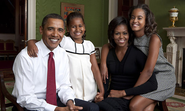 Navidad en la Casa Blanca: Los Obama de ayer y de hoy.