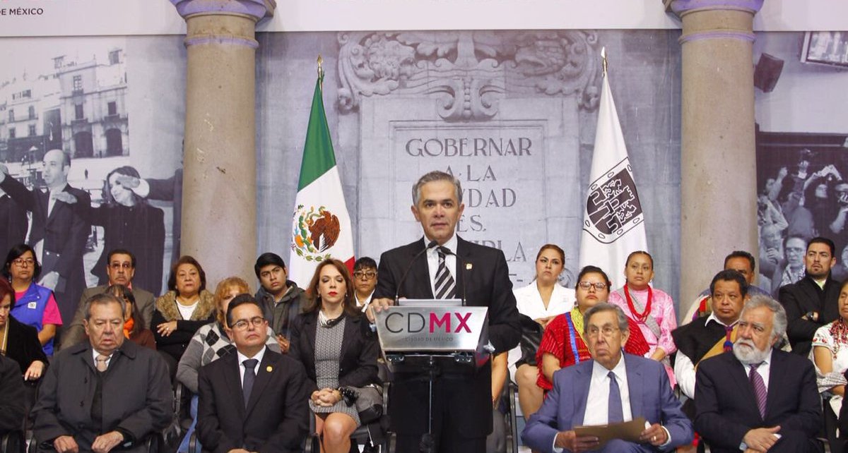 Celebran primer aniversario de la nueva Constitución de la CDMX