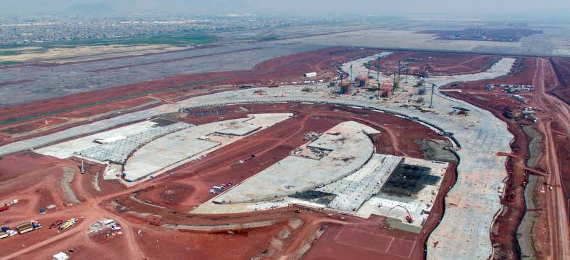 El gobierno de AMLO tendrá que asumir los gastos de cancelación del NAIM: EPN