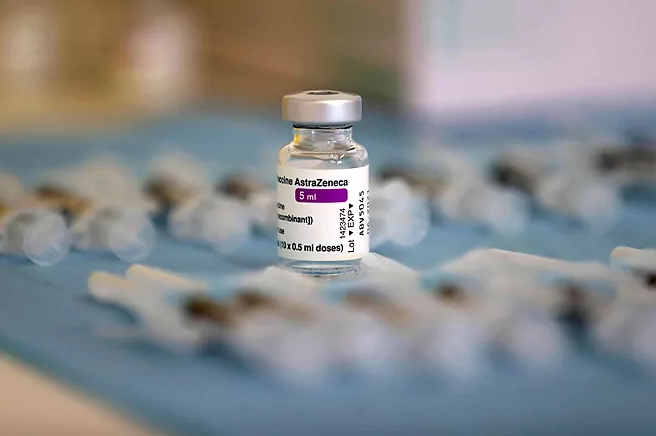 La Ciudad de México seguirá aplicando vacunas contra coronavirus de AstraZeneca