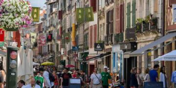 5 destinos turísticos para visitar en temporada de calor