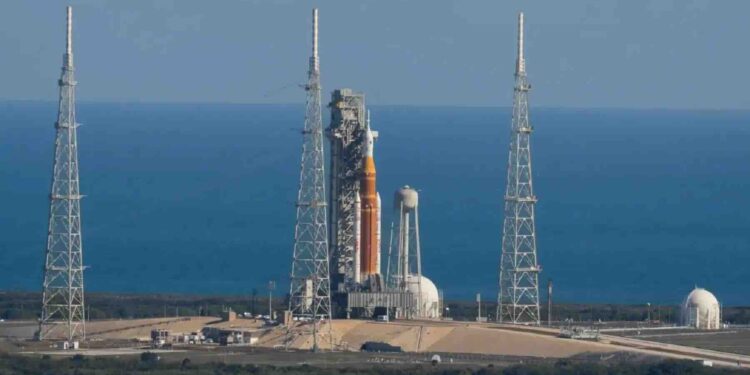 La NASA avanza rumbo a la Luna con el lanzamiento de Artemis II