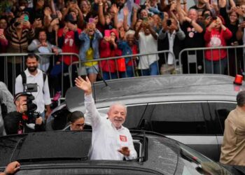 Luiz Inácio Lula da Silva triunfa en Brasil